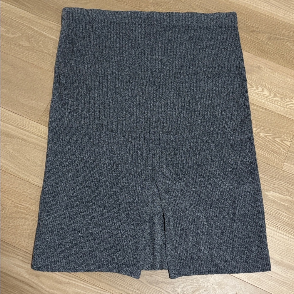 REITMANS (2X) Sweater Skirt A-Line Ribbed Grey Back Slit Cozy Soft Pull-On 2X - Picture 6 of 9